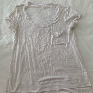Lululemon t shirt pocket